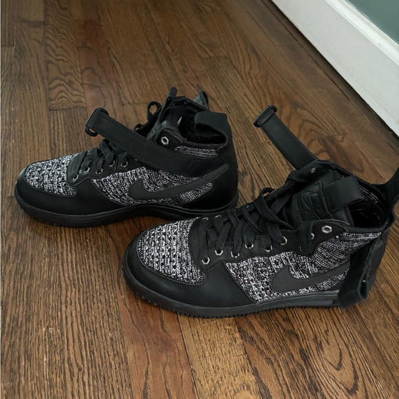 Women’s Nike Lunar Force 1 Flyknit workboot - Picture 9 of 11